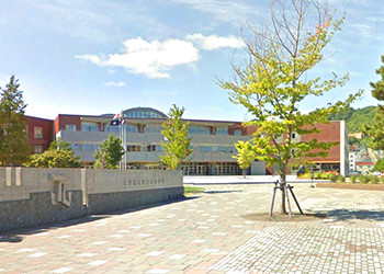 札幌西高校の外観